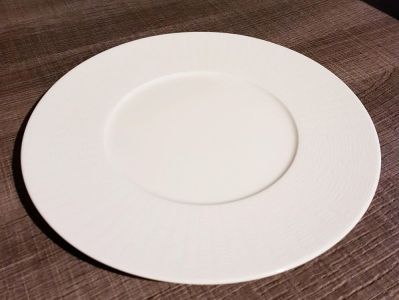 Assiette avec ailette Rose des Sables diamètre 27